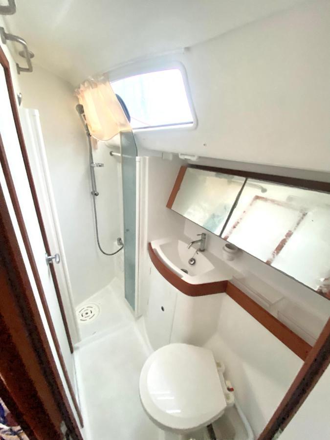 Nuit Insolite Sur Un Voilier Linge Et Menage Inclus - Boat Paradise La Rochelle La Rochelle  Ngoại thất bức ảnh